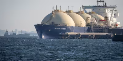 Energy Crisis Deepens as Oil Stocks Near Eight-Year Low