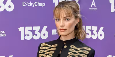 Margot Robbie joins 1536 as West End transfer builds momentum