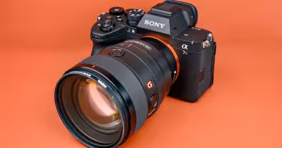 Sony A7rvi debuts with 67MP stacked sensor and 30 fps bursts